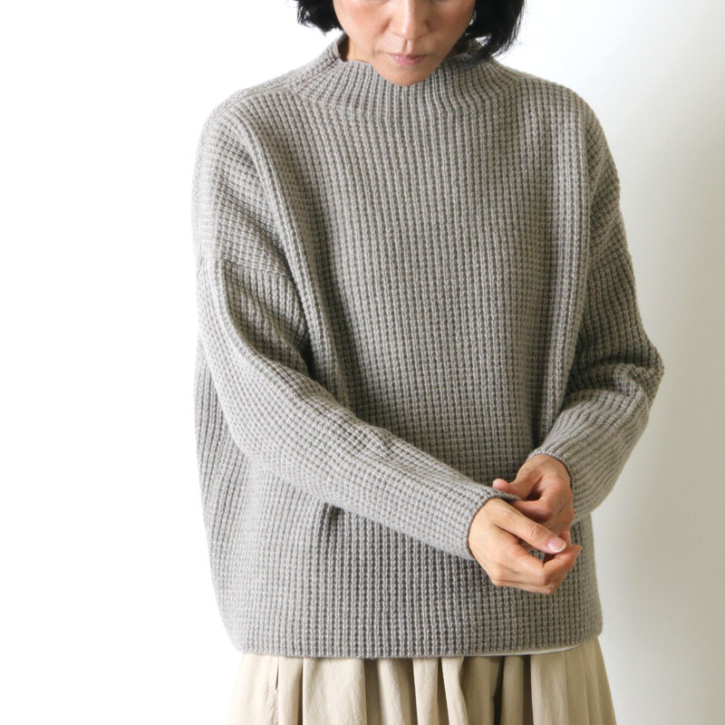 evameva(२) Wool camel aze high necked pullover