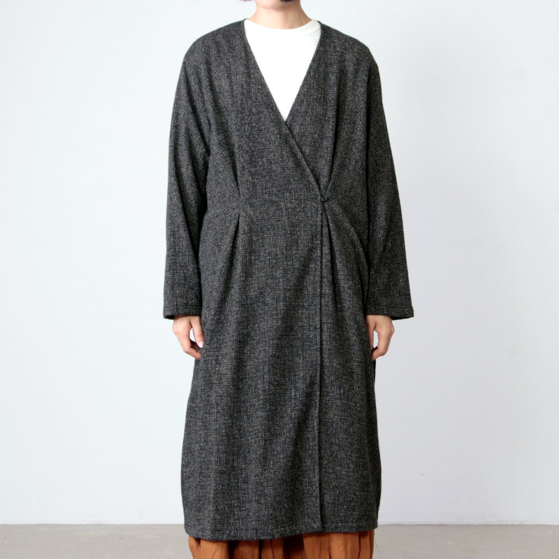 evameva(२) wool tuck robe