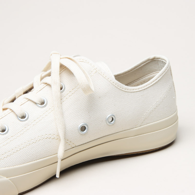 evameva(२) canvas sneaker