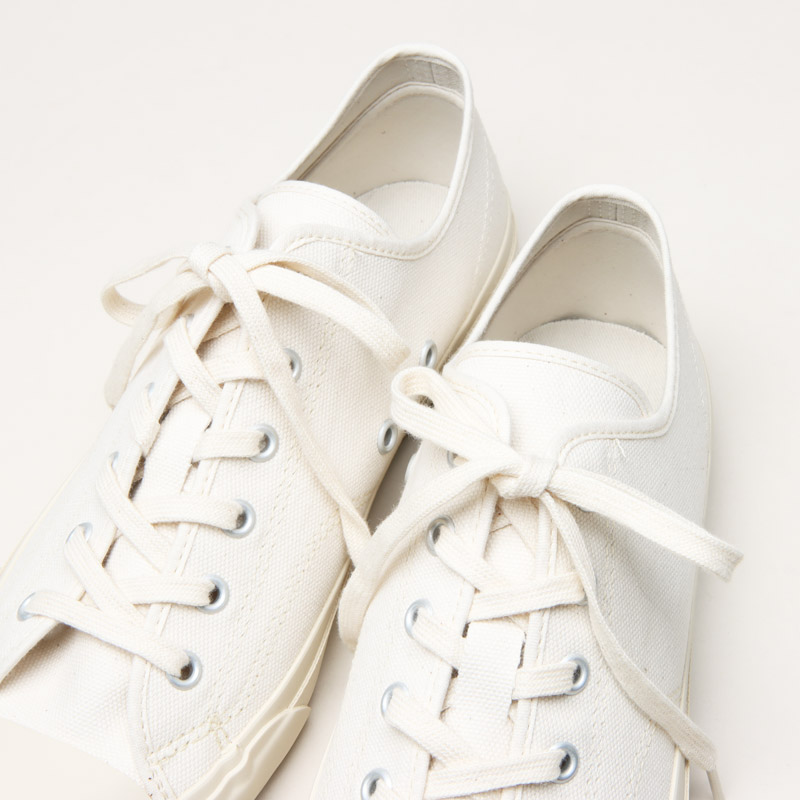 evameva(२) canvas sneaker