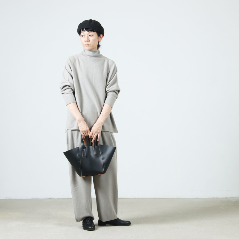 evameva(२) cashmere pants