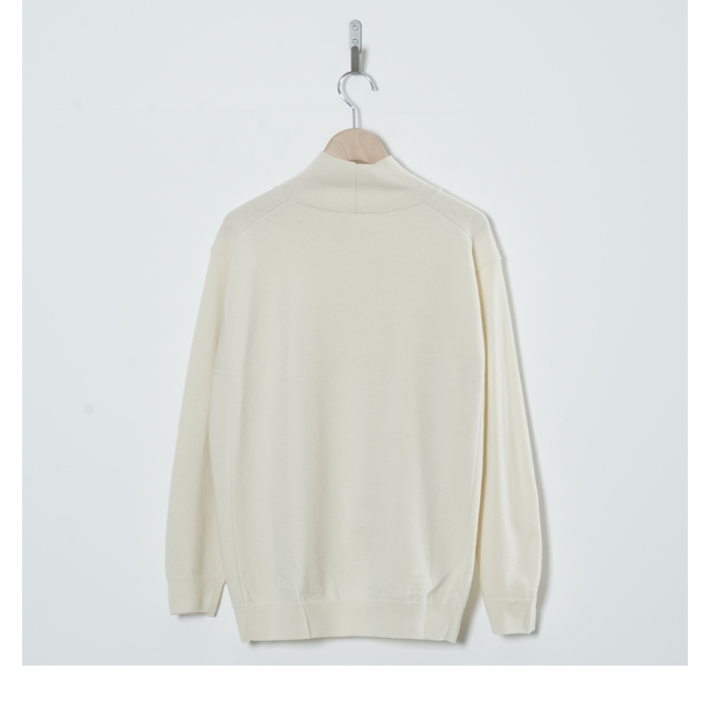 evameva(२) wool turtleneck