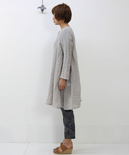 evameva / २ side tuck robe