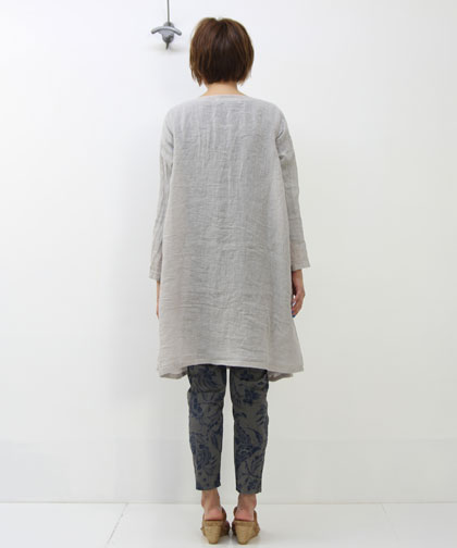 evameva / २ side tuck robe