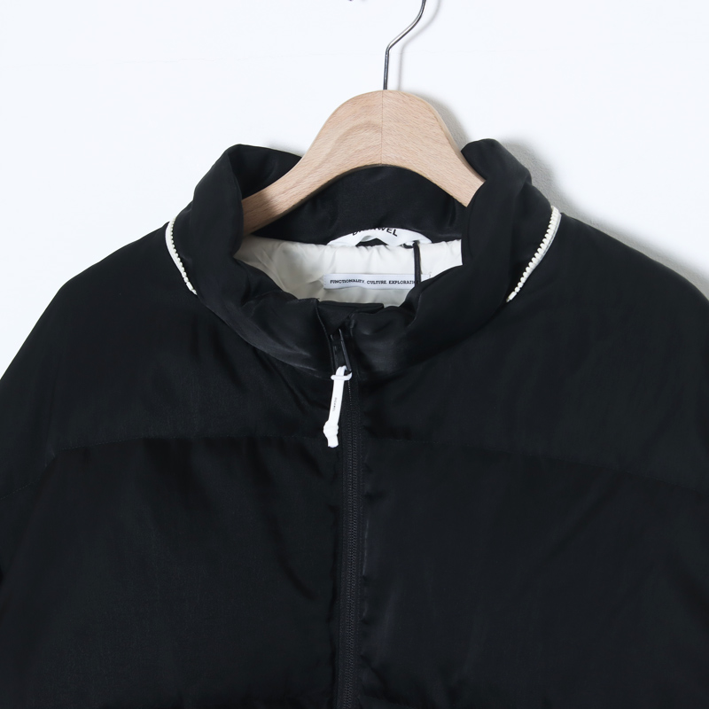 F/CE.(エフシーイー) Hoodie puffer jacket(F/CE.×DIGAWEL)