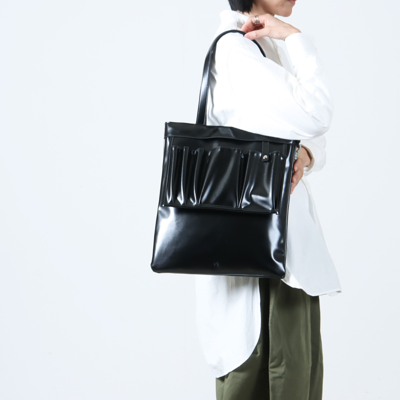 F/CE.(ե) TECH LEATHER TRANSEFORM TOTE