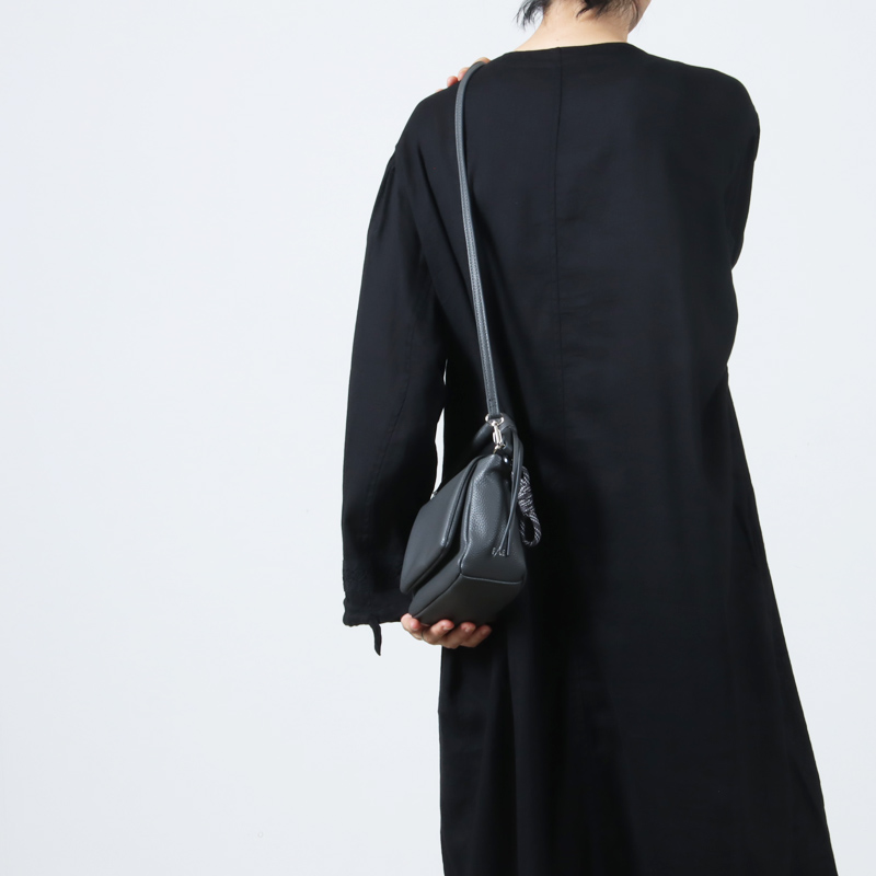 F/CE.(ե) TECH LEATHER MINI POUCH