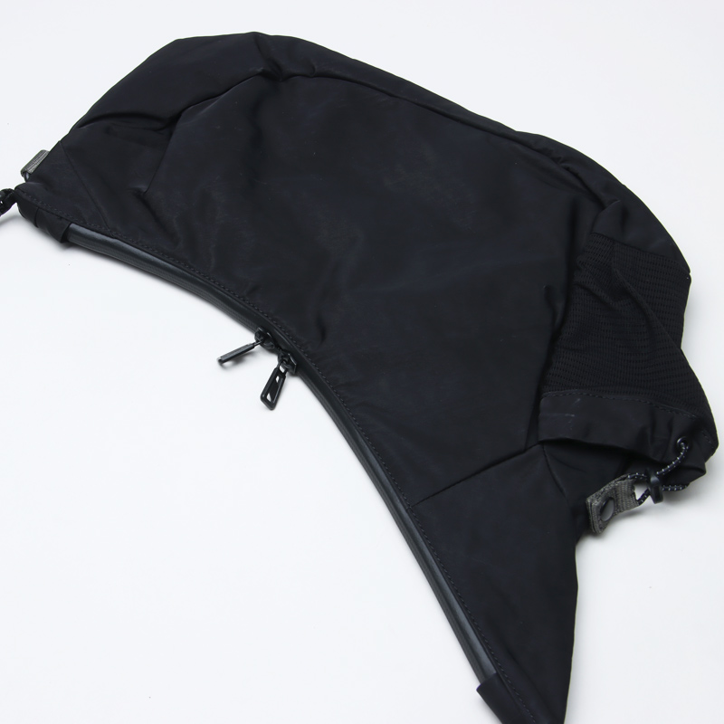 F/CE.(ե) TEXTURED TWILL HORN MINI SHOULDER BAG
