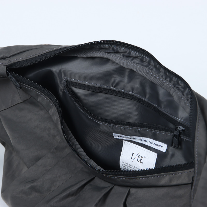 F/CE.(���ե�������) TEXTURED TWILL BODY BAG