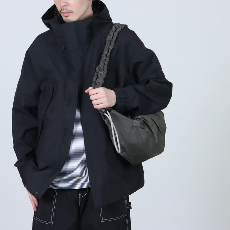 F/CE.(���ե�������) TEXTURED TWILL BODY BAG