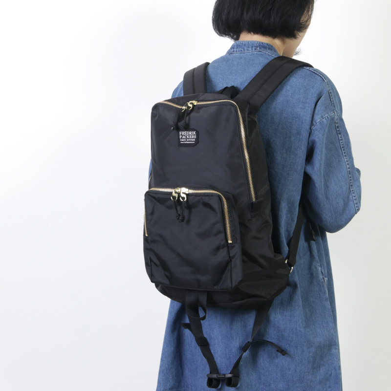 FREDRIK PACKERS (フレドリックパッカーズ) 420D SNUG PACK / スナッグ