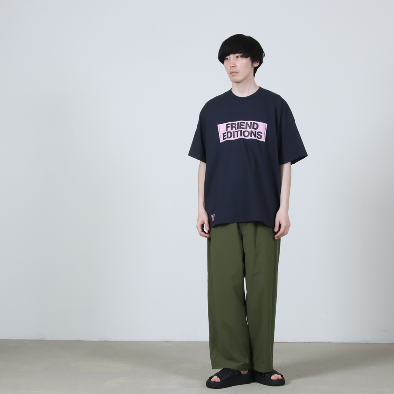 Fresh Service(�ե�å��奵���ӥ�) FRIEND EDITIONS CORPORATE S/S TEE STICKER