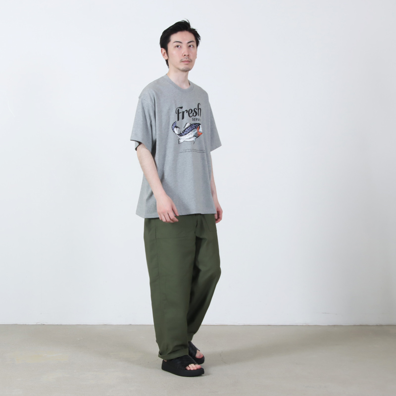 Fresh Service(�ե�å��奵���ӥ�) CORPORATE PRINTED S/S TEE ��FISH��