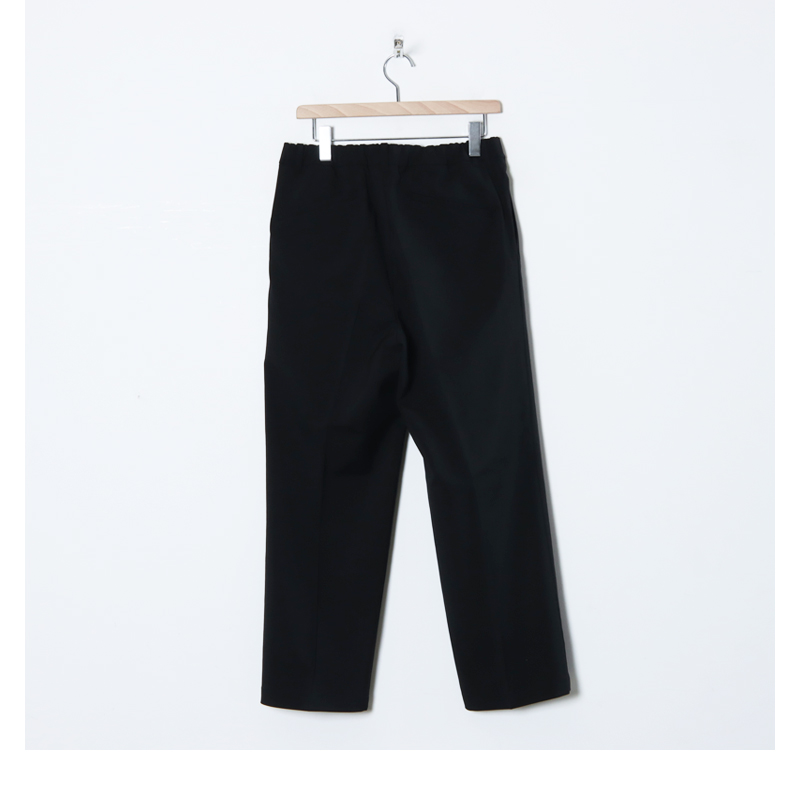 Goldwin(ɥ) One Tuck Straight Pants