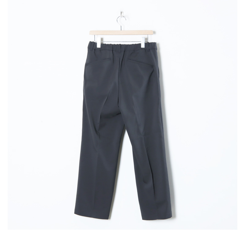 Goldwin(ɥ) One Tuck Straight Pants