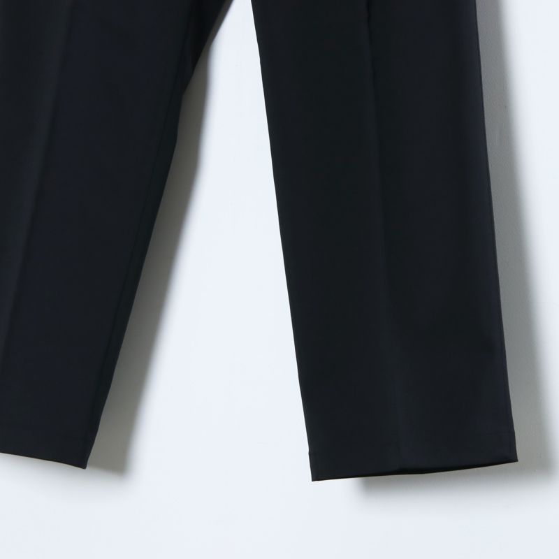 Goldwin(ɥ) One Tuck Straight Pants