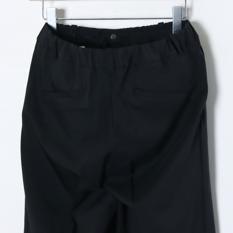 Goldwin(ɥ) One Tuck Straight Pants