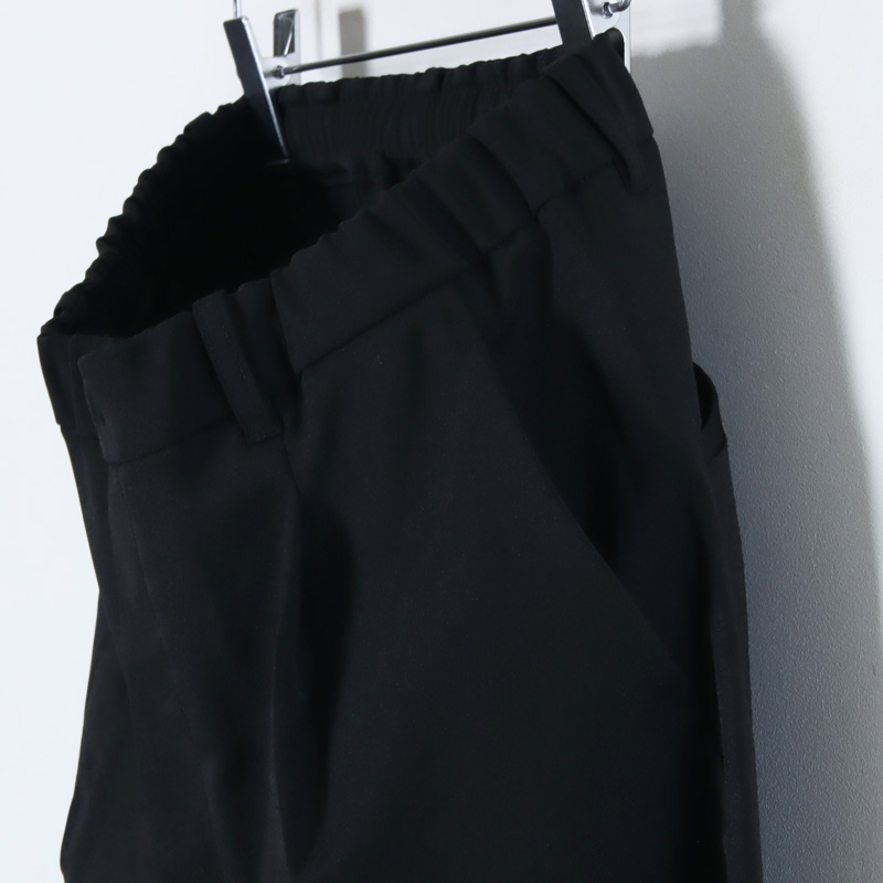 Goldwin(ɥ) One Tuck Straight Pants