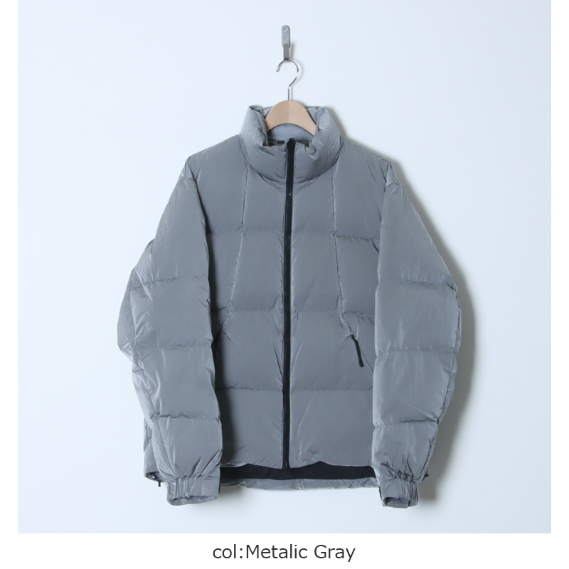 Goldwin(ɥ) Dope Dyed Ripple Nylon Down Jacket
