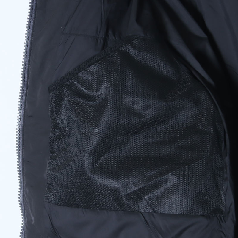 Goldwin(ɥ) Dope Dyed Ripple Nylon Down Jacket