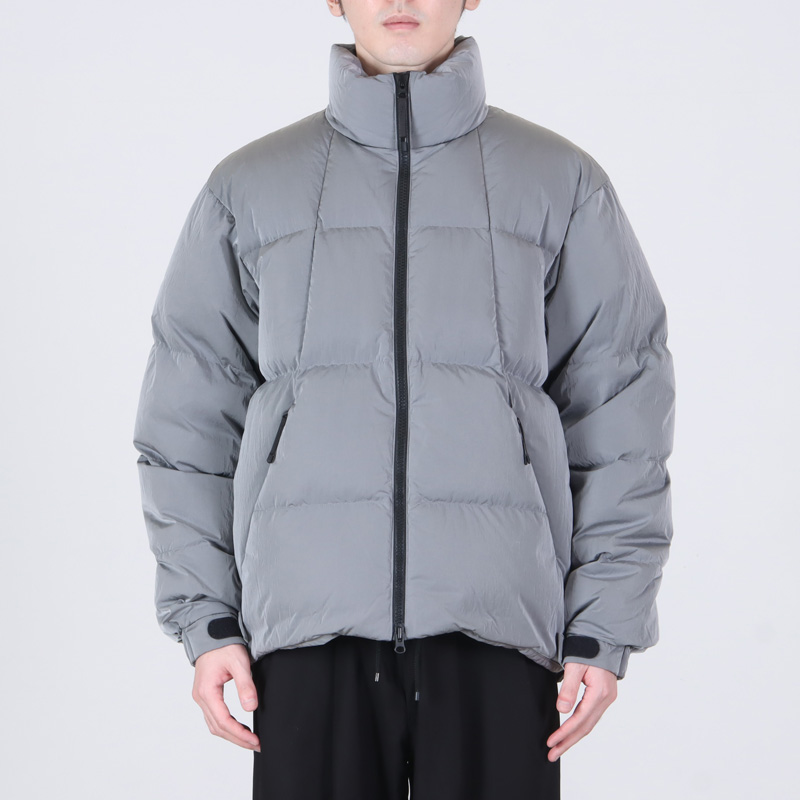 Goldwin(ɥ) Dope Dyed Ripple Nylon Down Jacket