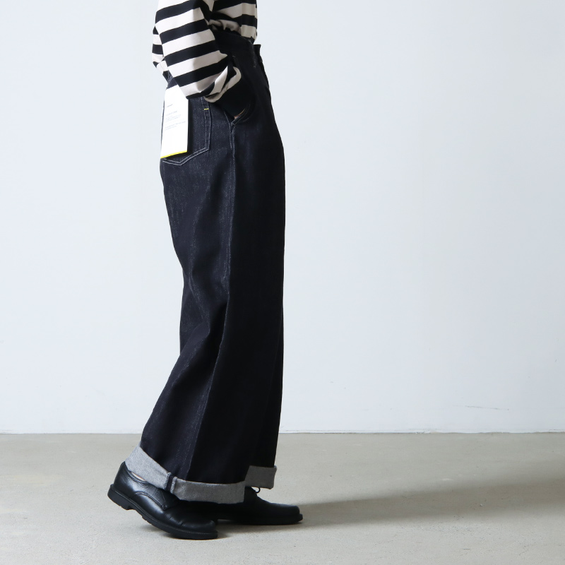 67%OFF!】 GraphpaperColorfast Denim Two Tuck Pants asakusa.sub.jp