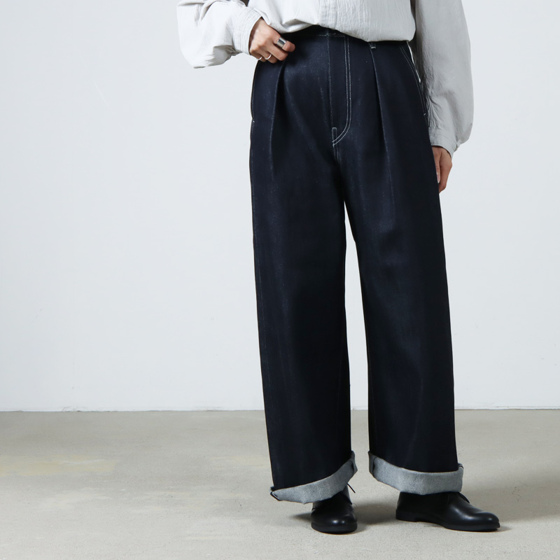 Graphpaper (グラフペーパー) Selvage Denim Two Tuck Wide Pants for WOMEN /  セルビッジデニムツータックワイドパンツ レディース