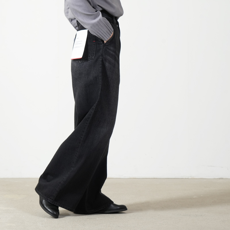 Graphpaper(����եڡ��ѡ�) Selvage Denim Two Tuck Wide Pants