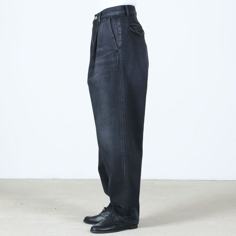 Graphpaper (グラフペーパー) Selvage Denim Two Tuck Tapered Pants
