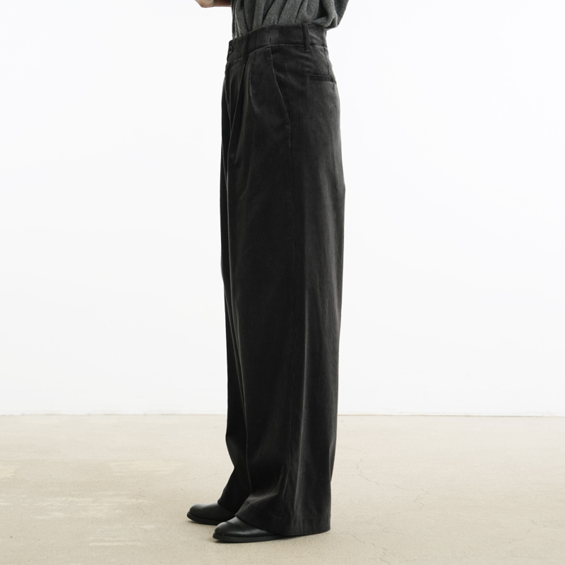 Graphpaper(����եڡ��ѡ�) Suvin Corduroy Wide Straight Trousers