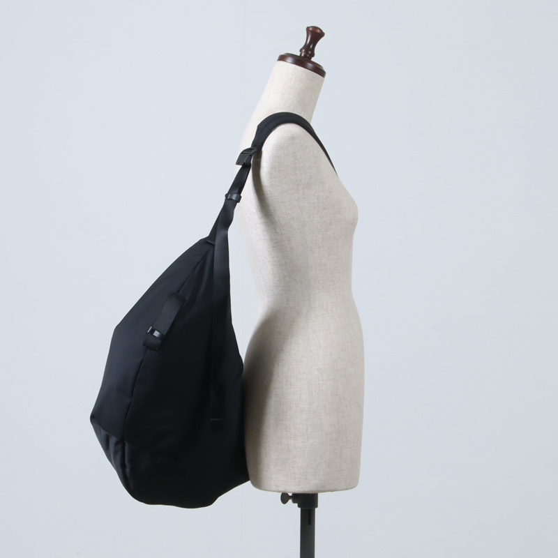 Graphpaper(����եڡ��ѡ�) Blankof for GP Large Crescent Bag