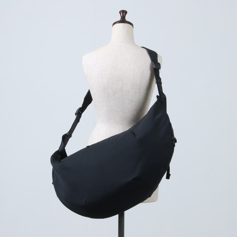 Graphpaper(����եڡ��ѡ�) Blankof for GP Large Crescent Bag