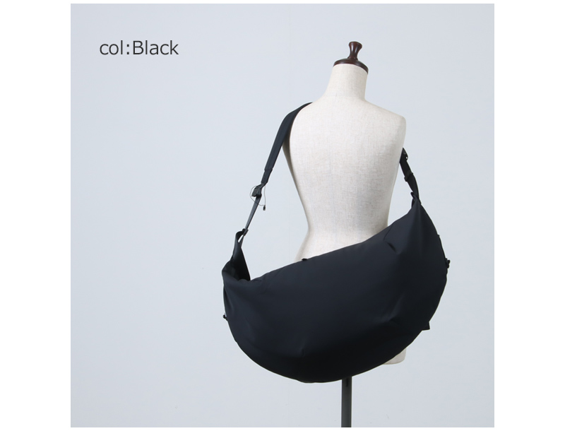 Graphpaper(����եڡ��ѡ�) Blankof for GP Large Crescent Bag