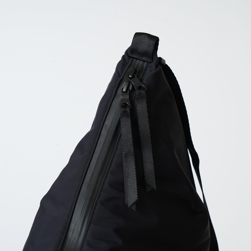 Graphpaper(����եڡ��ѡ�) Blankof for GP Medium Crescent Bag