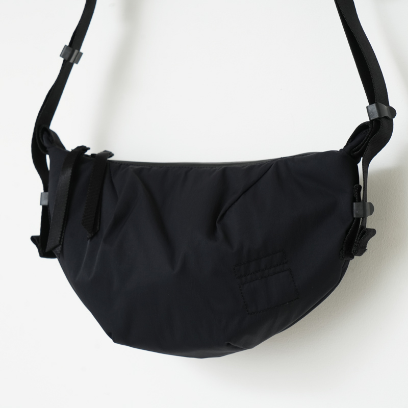 Graphpaper(����եڡ��ѡ�) Blankof for GP Extra Small Crescent Bag
