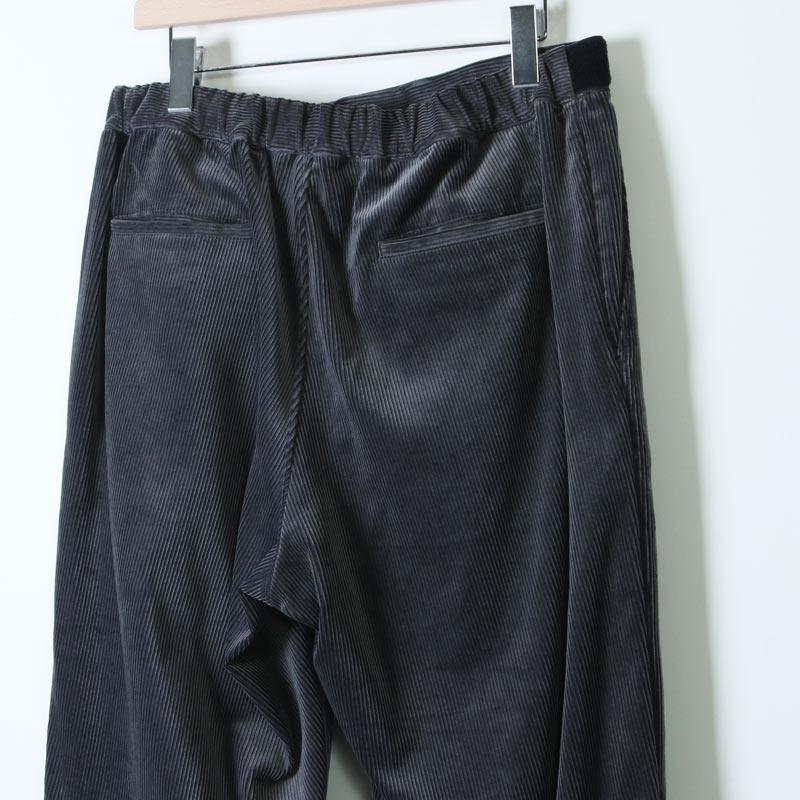 Graphpaper (グラフペーパー) Suvin Corduroy Wide Tapered Chef Pants 