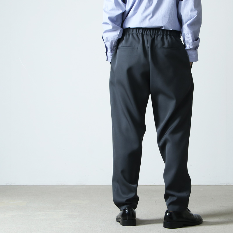 超人気高品質 グラフペーパー Scale Off Wool Slim Chef Pants