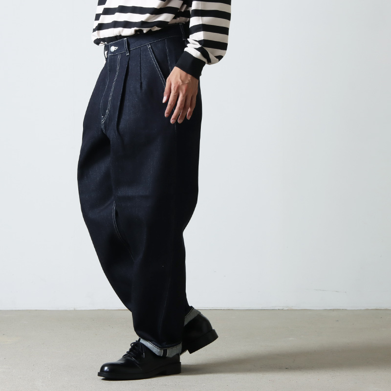 Graphpaper (グラフペーパー) Selvage Denim Two Tuck Tapered Pants RIGID