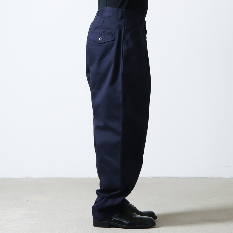 グラフペーパーWESTPOINT CHINO TUCK TAPEREDPANTS-