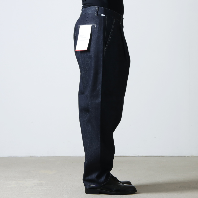 Graphpaper (グラフペーパー) Selvage Denim Two Tuck Tapered Pants 