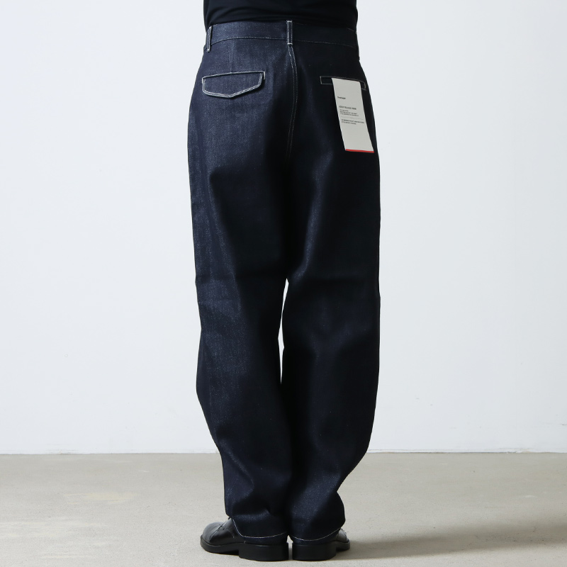 Graphpaper - Graphpaper SELVAGE DENIM TWO TUCK PANTS の+