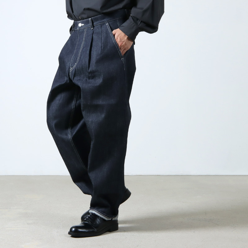 Graphpaper  SELVAGE DENIM TWO TUCK PANTS
