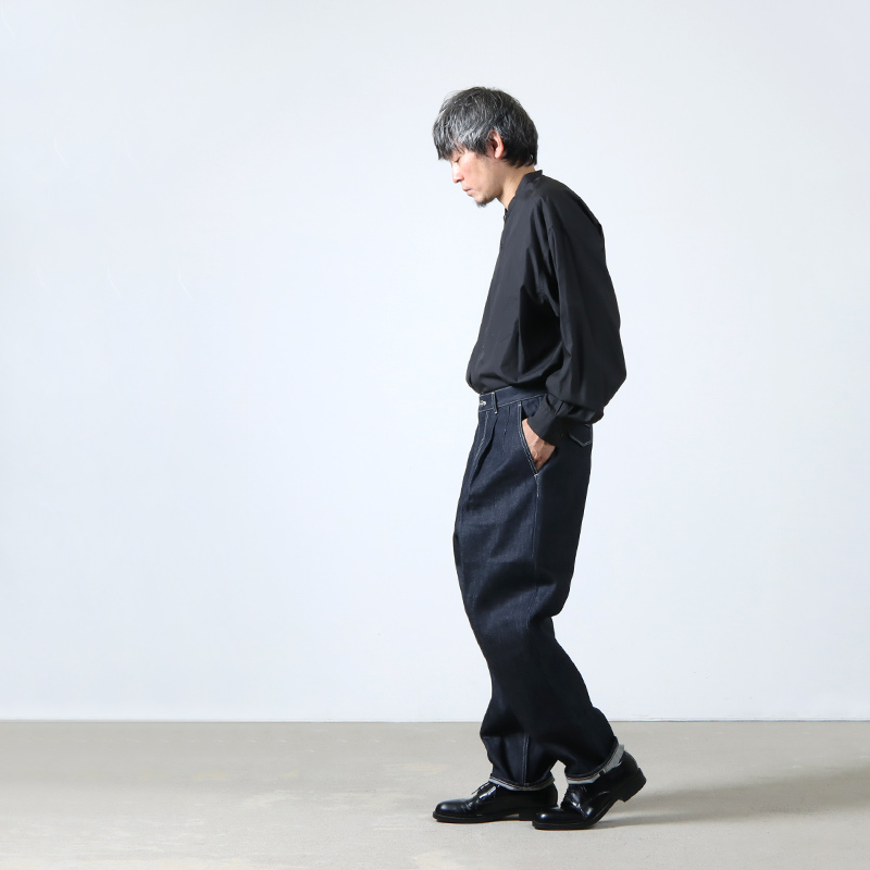 Graphpaper (グラフペーパー) Selvage Denim Two Tuck Tapered Pants