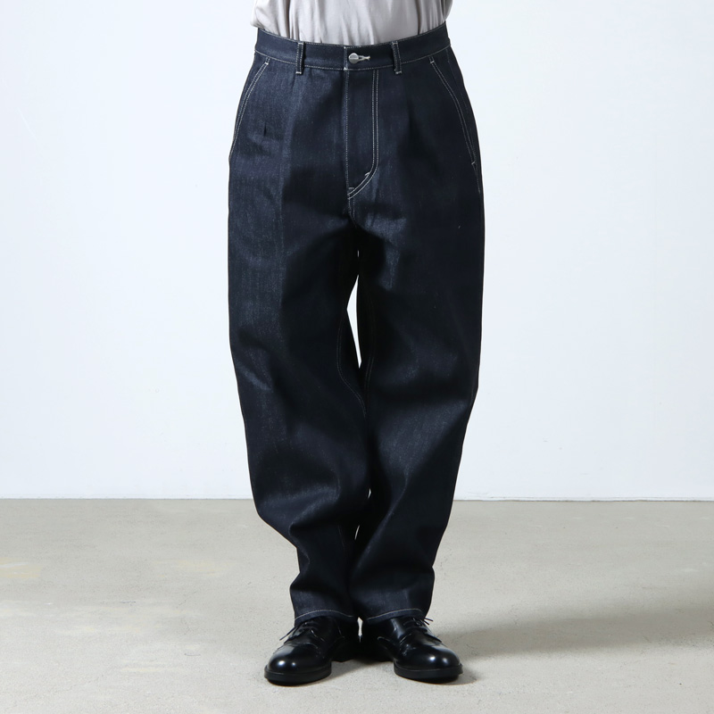 Graphpaper (グラフペーパー) Selvage Denim Two Tuck Tapered Pants