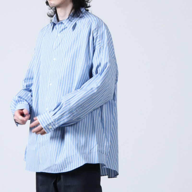 サイズはFカラーはブルーですグラフペーパーOversized Regular Collar Shirt