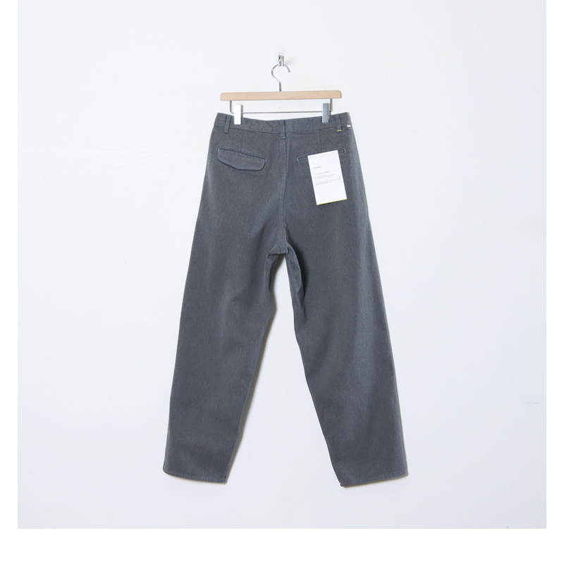 Graphpaper(եڡѡ) Colorfast Denim Two Tuck Tapered Pants