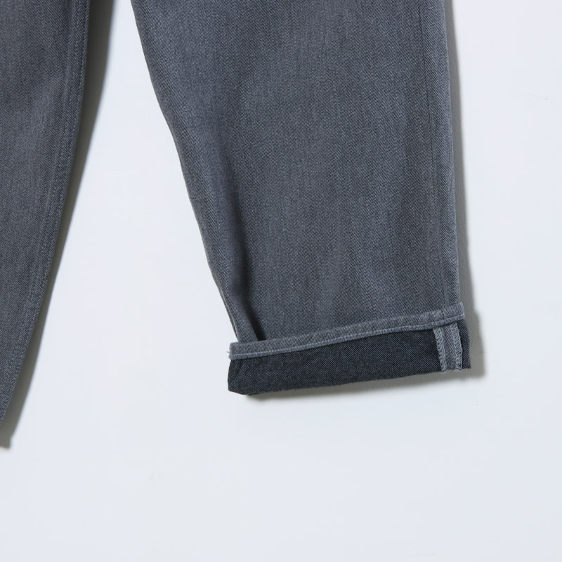 Graphpaper(եڡѡ) Colorfast Denim Two Tuck Tapered Pants