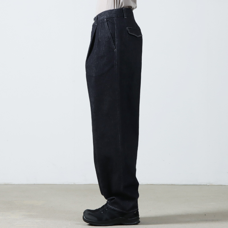 Graphpaper(եڡѡ) Colorfast Denim Two Tuck Tapered Pants