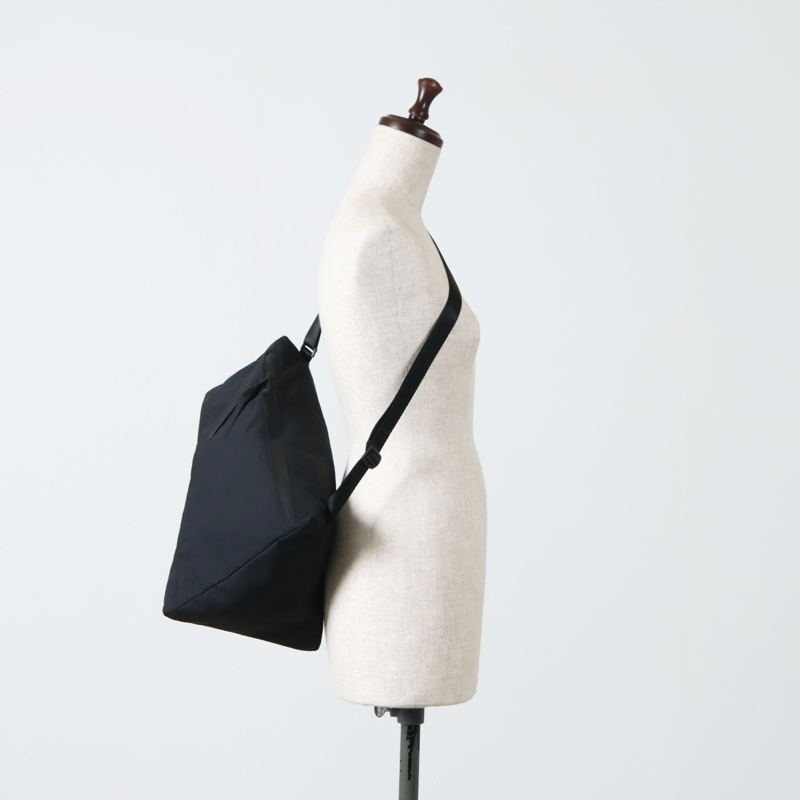 Graphpaper (グラフペーパー) Blankof for GP Shoulder Bag ”TRIANGLE ...