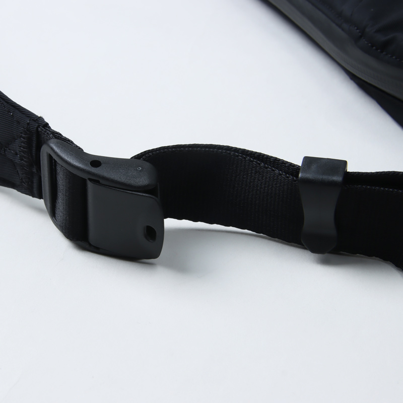 Graphpaper(եڡѡ) Blankof for GP Large Crescent Bag